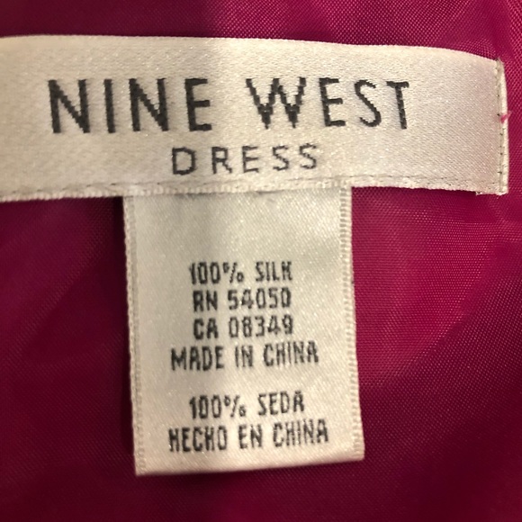 Dress - Picture 3 of 3